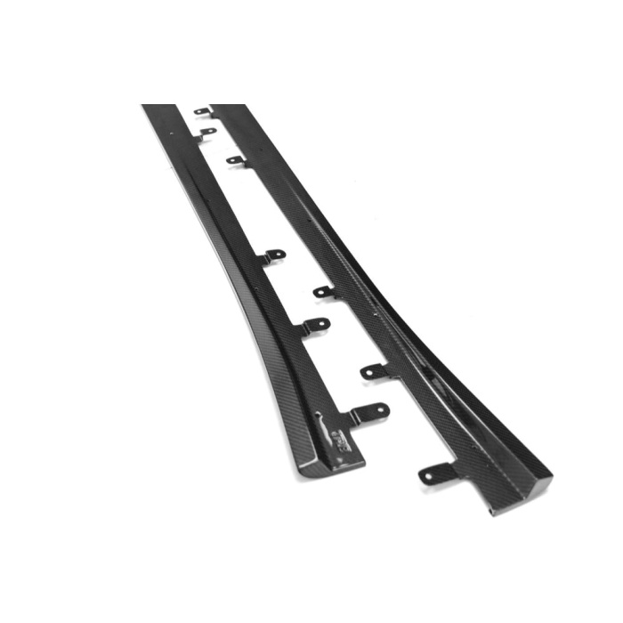 TRE G87 M2 Carbon Flat Side Skirt Set