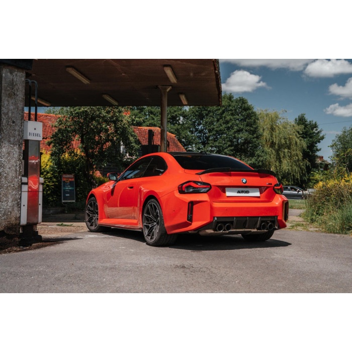 TRE G87 M2 Carbon Flat Side Skirt Set