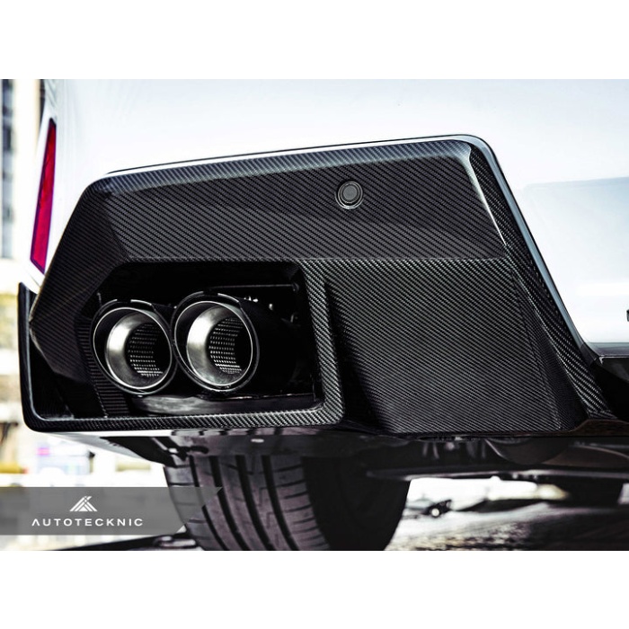 AutoTecknic G90 / G99 M5 Dry Carbon Performante Rear Diffuser
