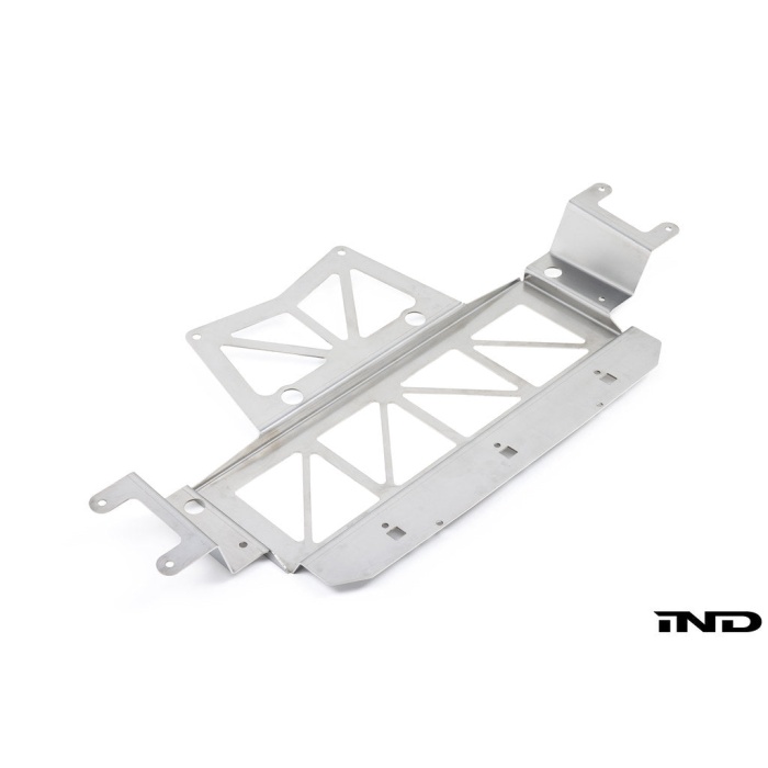 Fall-Line Motorsports G90 / G99 M5 Oil Cooler Guard