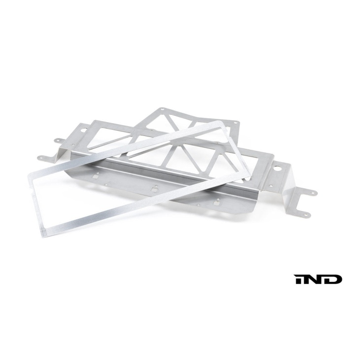 Fall-Line Motorsports G90 / G99 M5 Oil Cooler Guard