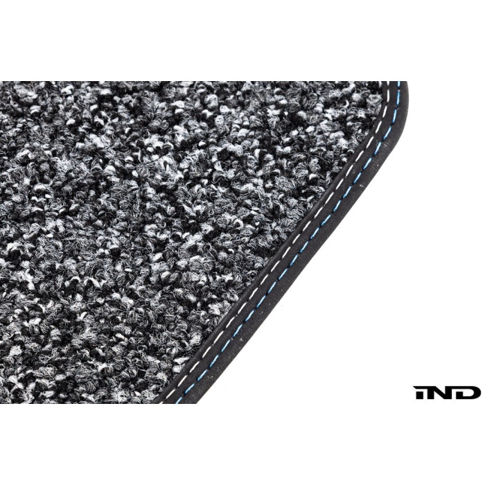 BMW G99 M5 Touring Reversible Cargo Liner – Carpet & Rubber OEM Trunk Mat