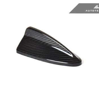 AutoTecknic E82 1M / E9X M3 Dry Carbon Roof Antenna Cover