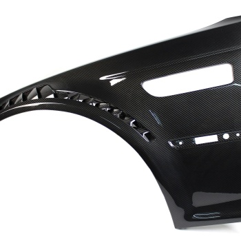 Karbonius E46 M3 Carbon Vented Fender Set