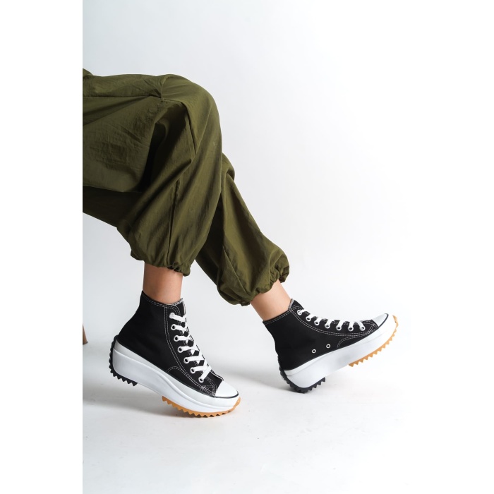 ROMA Bağcıklı Ortopedik Taban Kadın Sneaker Spor Ayakkabı  BT - Siyah