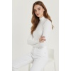 Bisiklet Yaka Parmak Geçmeli Viskon Body - Beyaz