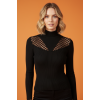 Yarım Balıkçı Yaka Tül Detaylı Siyah Kaşkorse Bluz