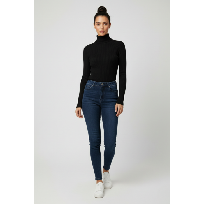 Kadın Siyah Boğazlı Triko Kazak
