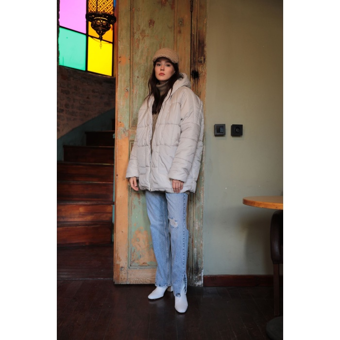 Kapitone Kumaş Fermuarlı Oversize Salaş Kadın Mont