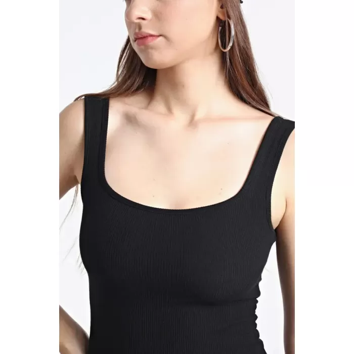 Kadın Siyah  Kare Yaka Yırtmaçlı Kaşkorse Elbise