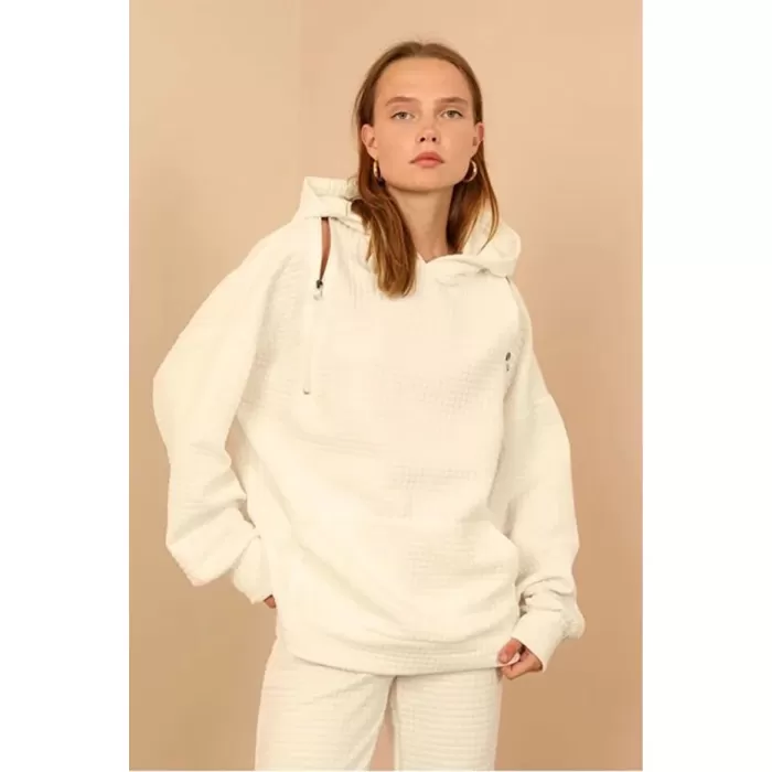 Petek Kumaş Uzun Kol Kapüşonlu Fermuar Detaylı Kadın Sweatshirt-ekru