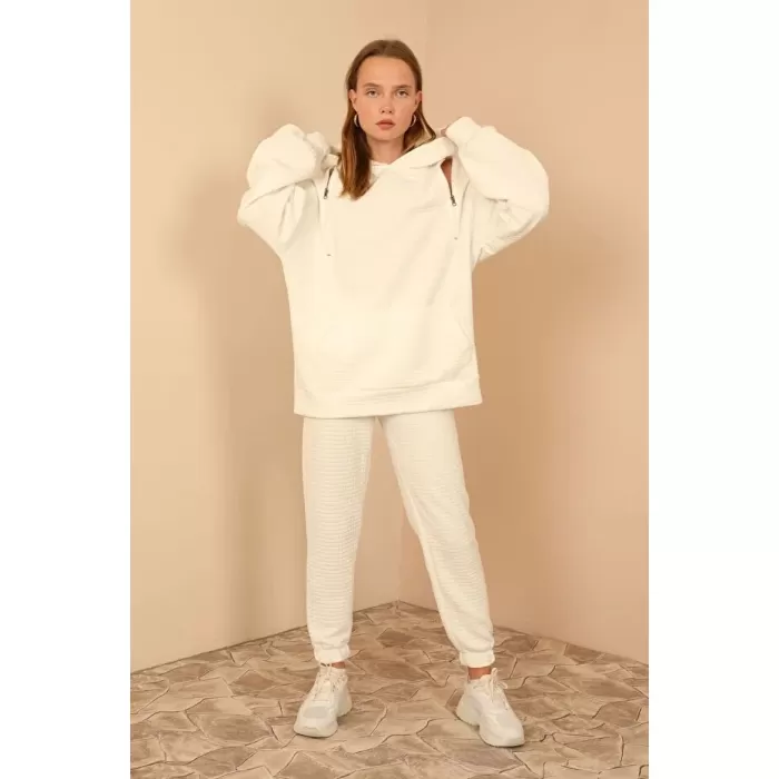 Petek Kumaş Uzun Kol Kapüşonlu Fermuar Detaylı Kadın Sweatshirt-ekru