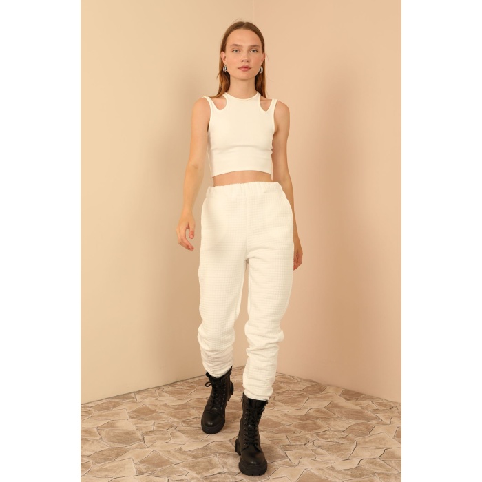 Kadın  Ekru  Pantolon Dört Mevsim