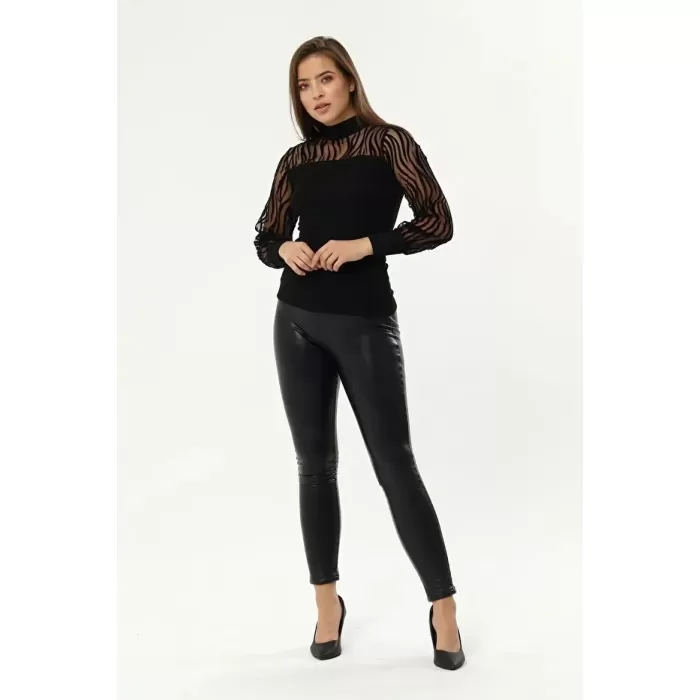 Kadın Kollar Flog Baskılı Tül Detaylı Bluz