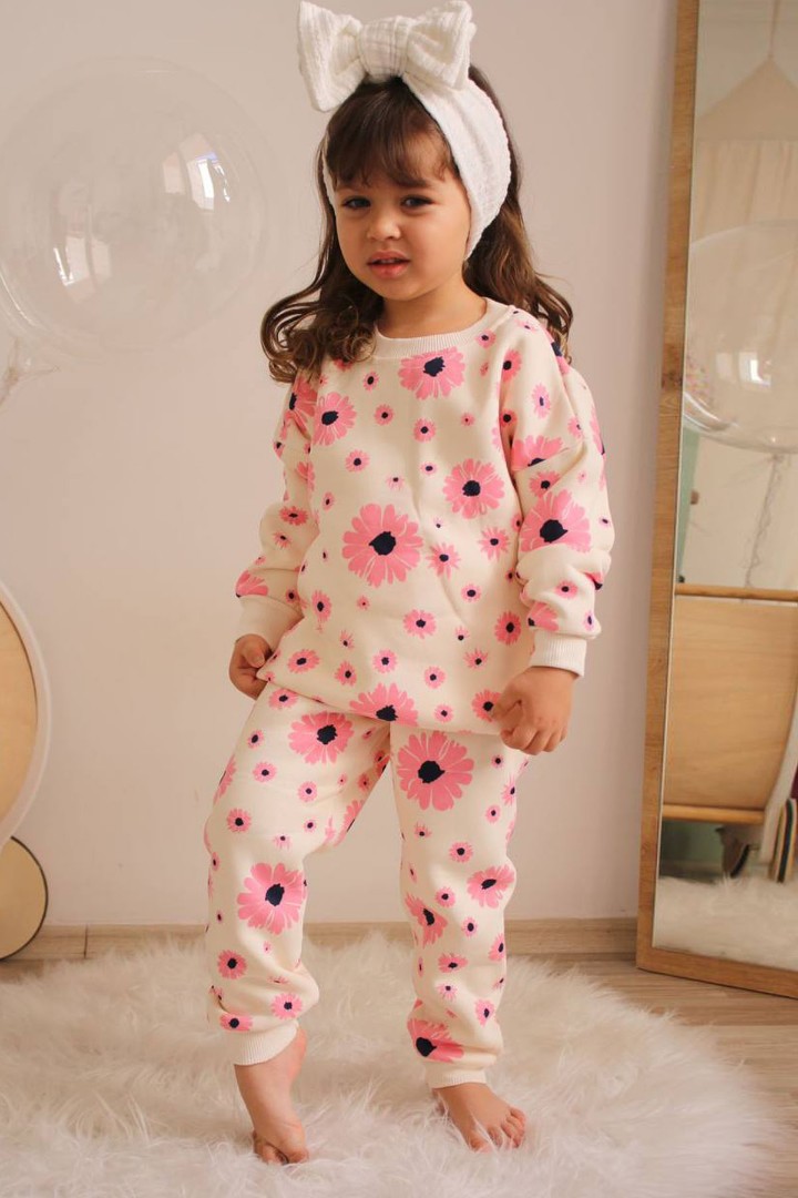 Üç İplik Şardonlu Çiçek Baskılı Kız Çocuk Günlük Takım