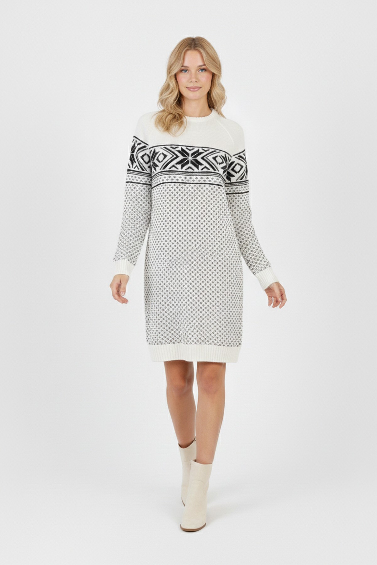 Kadın Beyaz Kar Tanesi Desenli Bisiklet Yaka Raglan Kol Jakarlı Triko Mini Kazak Tunik