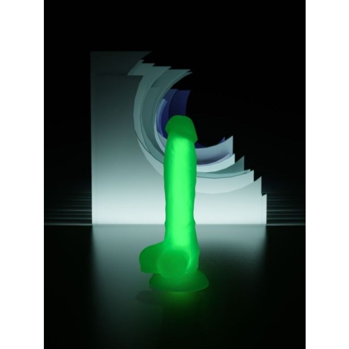 Beyond Yeşil Dick Glow Gece Parlayan Dildo. Silikon. Şeffaf. 18 Cm