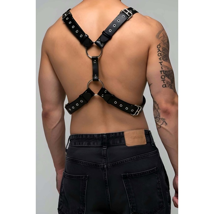Perçinli Erkek Göğüs Harness Sert Görünümlü Şık Giyim