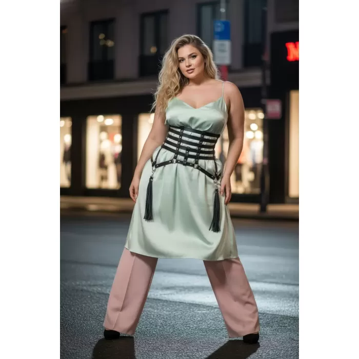 Büyük Beden Siyah Kadın Korse Kemer Püskül ve Zincir Detaylı Deri - APFT408