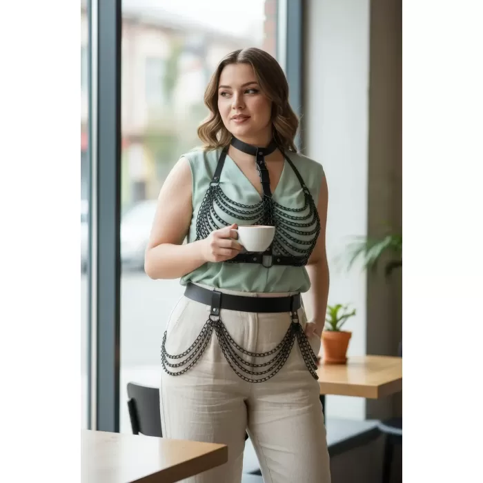 Büyük Beden Siyah Deri Kadın Kemer Zincir Detaylı Vücut Aksesuarı - APFT438