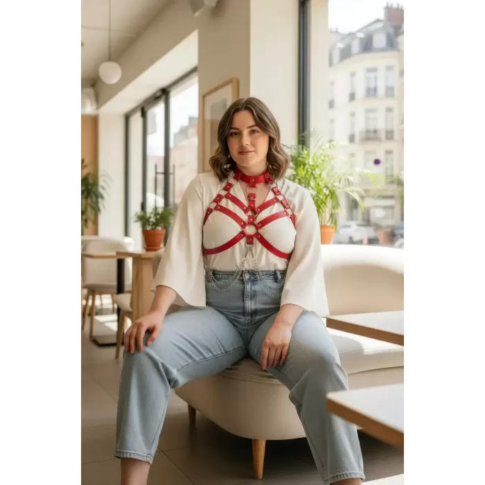 Büyük Beden Kırmızı Kadın Kemer, Harness Stilinde Göğüs Detaylı Deri Vücut Aksesuarı - APFT517