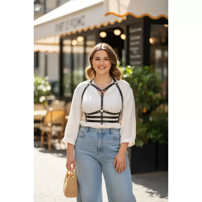 Büyük Beden Siyah Kadın Kemer Deri Vücut Harness Zımba Detaylı - APFT543