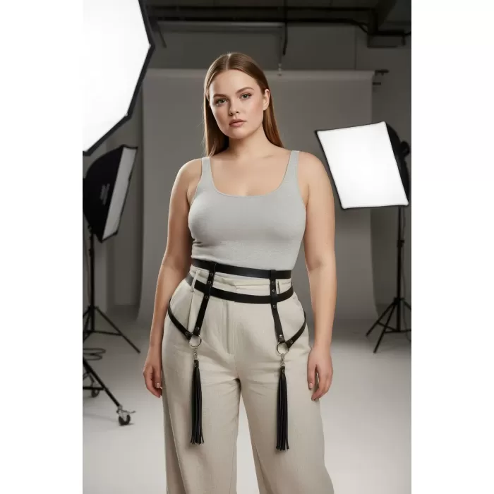 Büyük Beden Siyah Kadın Kemer Jartiyer Tarzı Püskül Detaylı Vücut Aksesuarı - APFT645