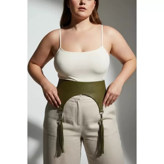 Büyük Beden Haki Kadın Kemer Püskül Detaylı Geniş Deri - APFT755