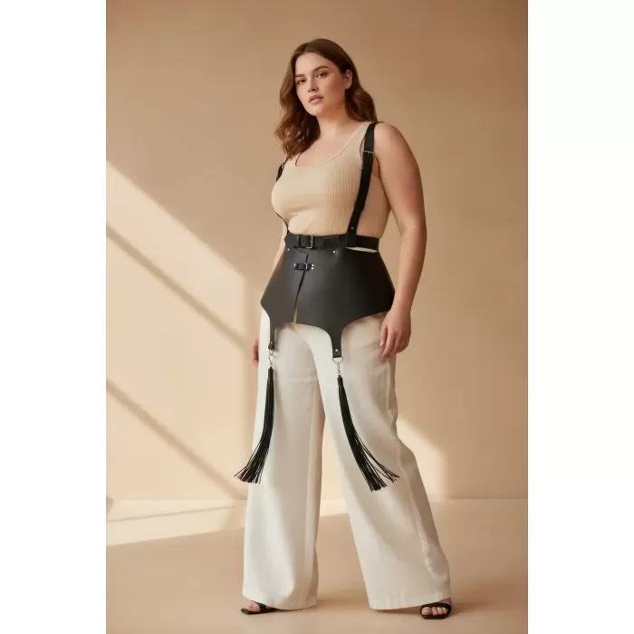 Büyük Beden Siyah Kadın Deri Korse Kemer, Omuz Askılı ve Püskül Detaylı - APFT787