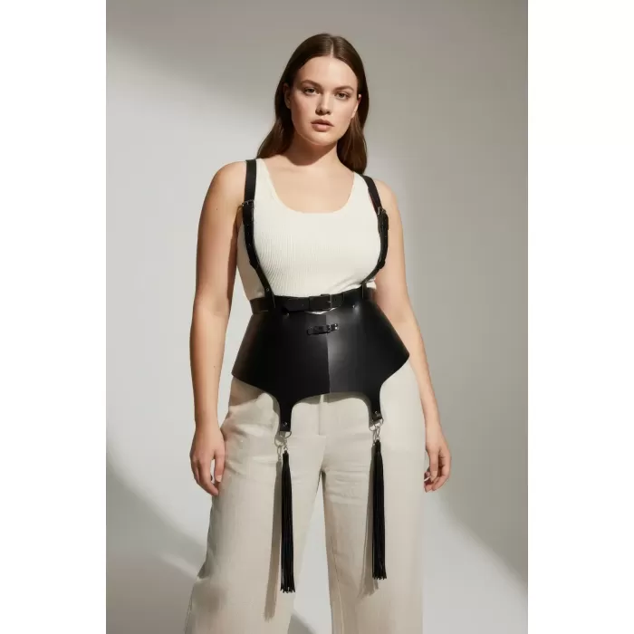 Büyük Beden Siyah Kadın Deri Korse Kemer, Omuz Askılı ve Püskül Detaylı - APFT787