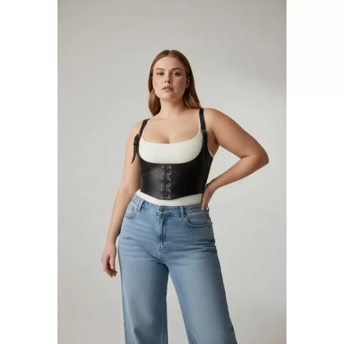 Büyük Beden Siyah Kadın Kemer Bağcıklı Korse Detaylı Deri Görünümlü - APFT1428