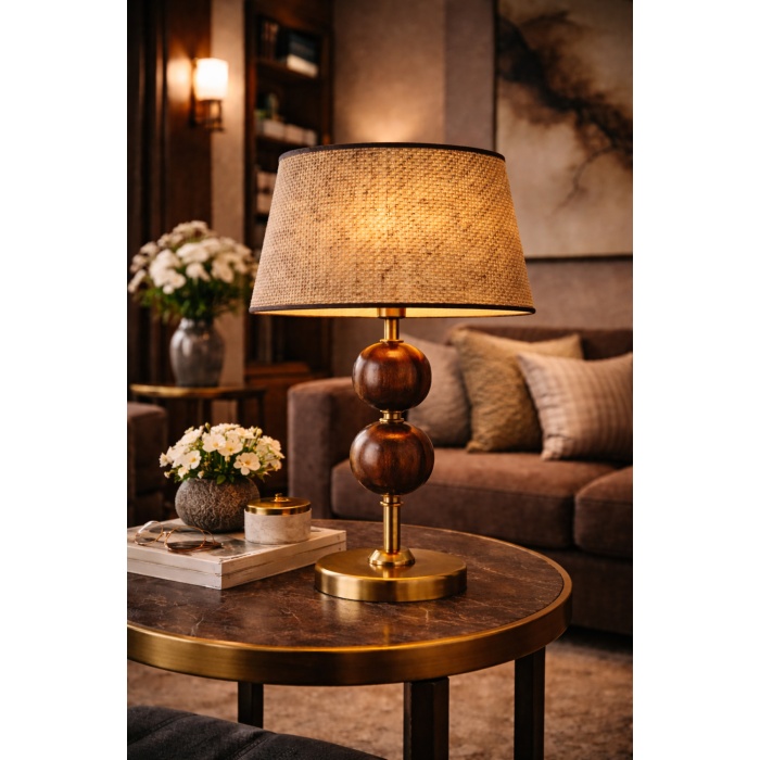 Nurio Ceviz Küre Detaylı Pirinç Renk Gövdeli Hasır Şapkalı Premium Masa Abajuru