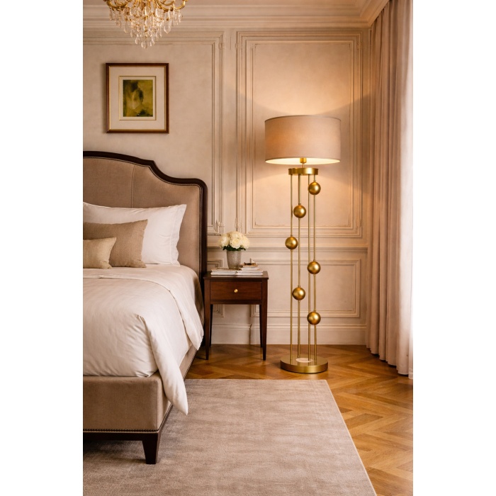 Clichy 6 Top Pirinç Lambader – Entegre LED, Seçkin Yaşam Alanları İçin Premium Tasarım