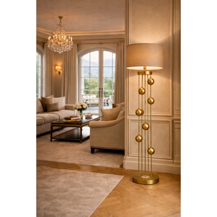 Clichy 6 Top Pirinç Lambader – Entegre LED, Seçkin Yaşam Alanları İçin Premium Tasarım