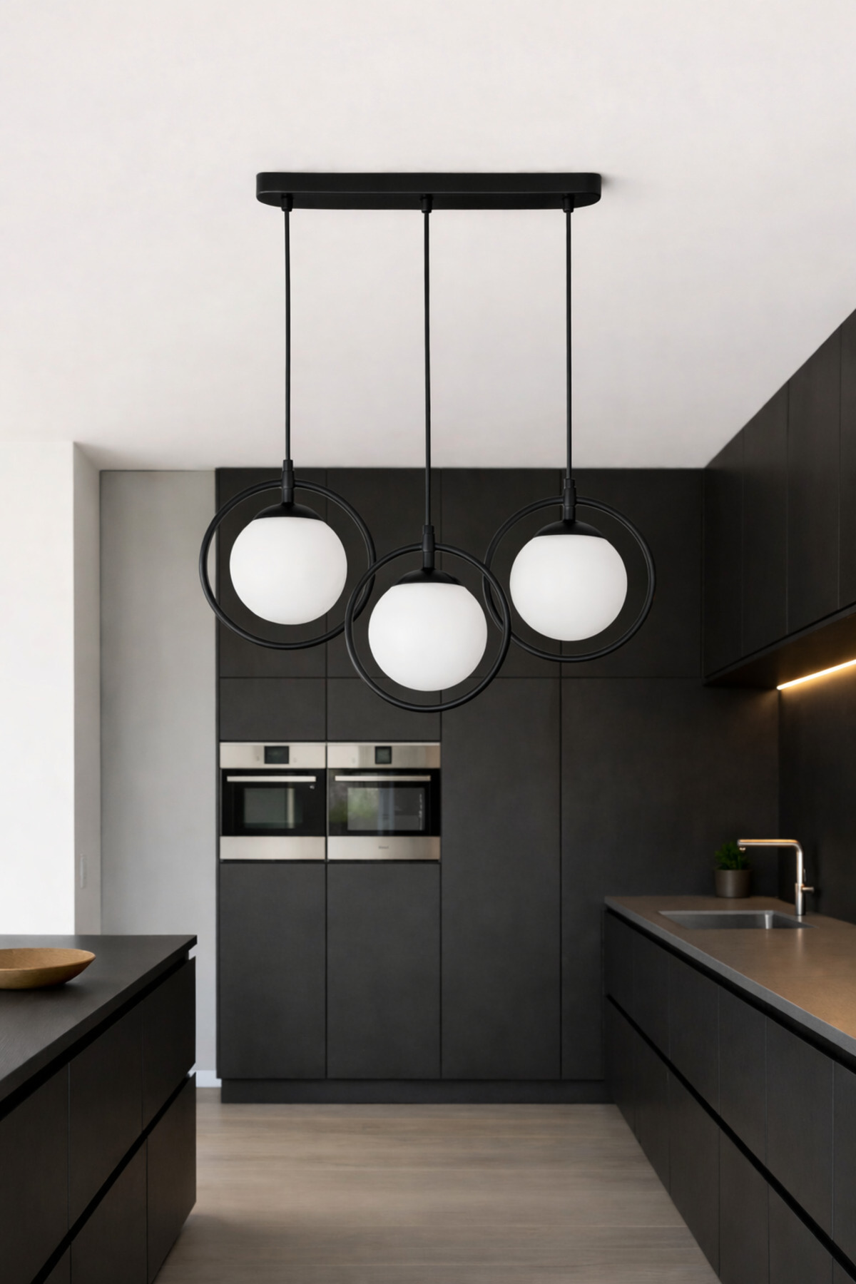 HALO Modern Üçlü Sarkıt Lamba | Opal Cam Küreli, Ayarlanabilir Yükseklik