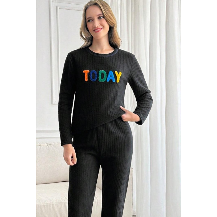Kabartmalı İ̇nterlok Pijama Takımı Siyah