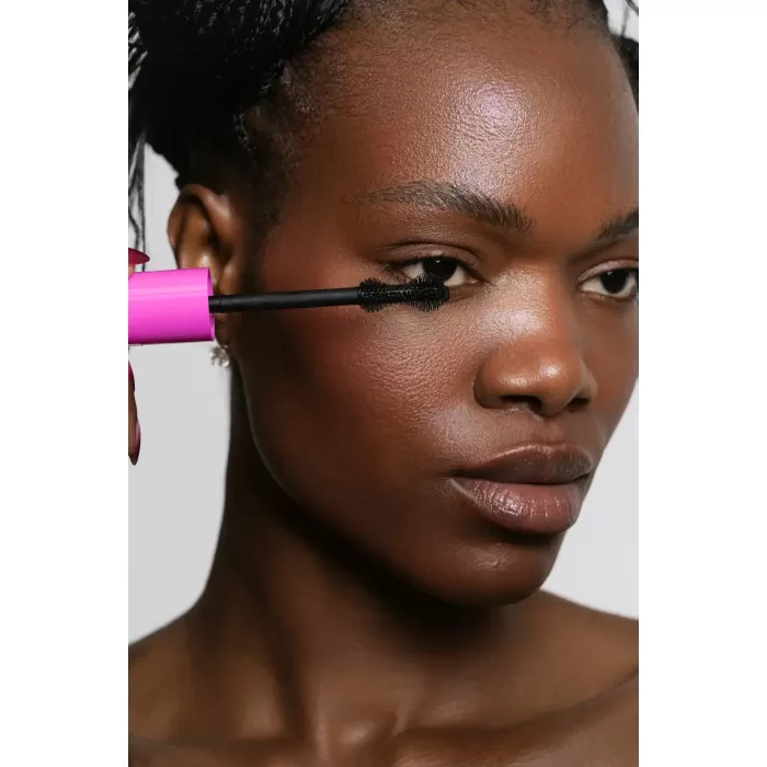 Big Lashes – Ekstra Uzatıcı ve Hacimlendirici Maskara