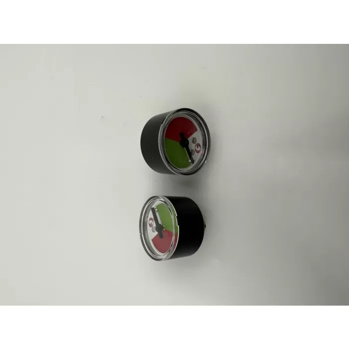 Ø 40 - 0 - 4 BAR DİŞ ÖLÇÜSÜ 1/8 ARKADAN ÇIKIŞLI KIRMIZI YEŞİL KİRLİLİK GÖSTERGESİ (Lisinya)