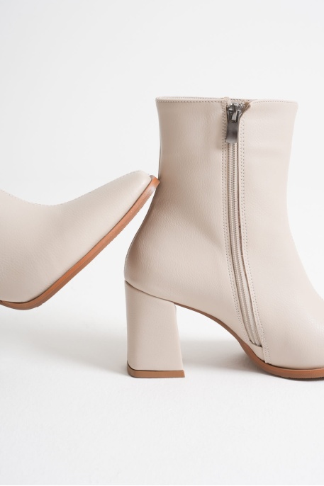 Muso Kadın Bej Topuklu Bot
