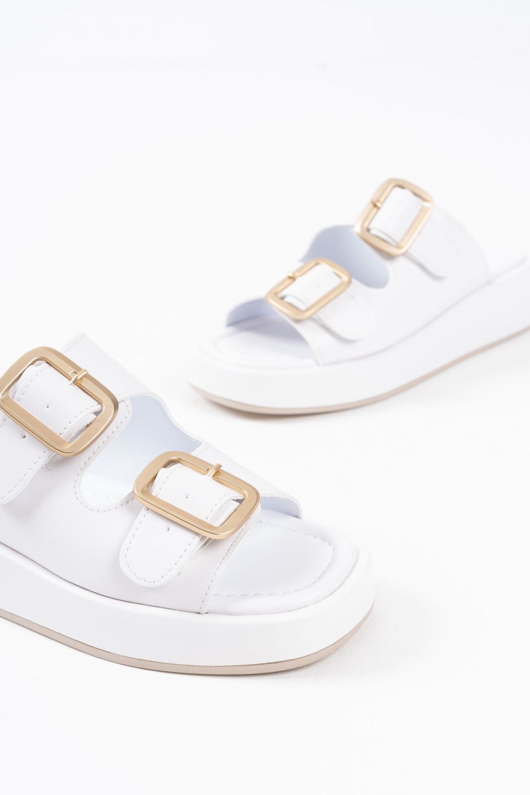 Nare Beyaz Cilt Terlik