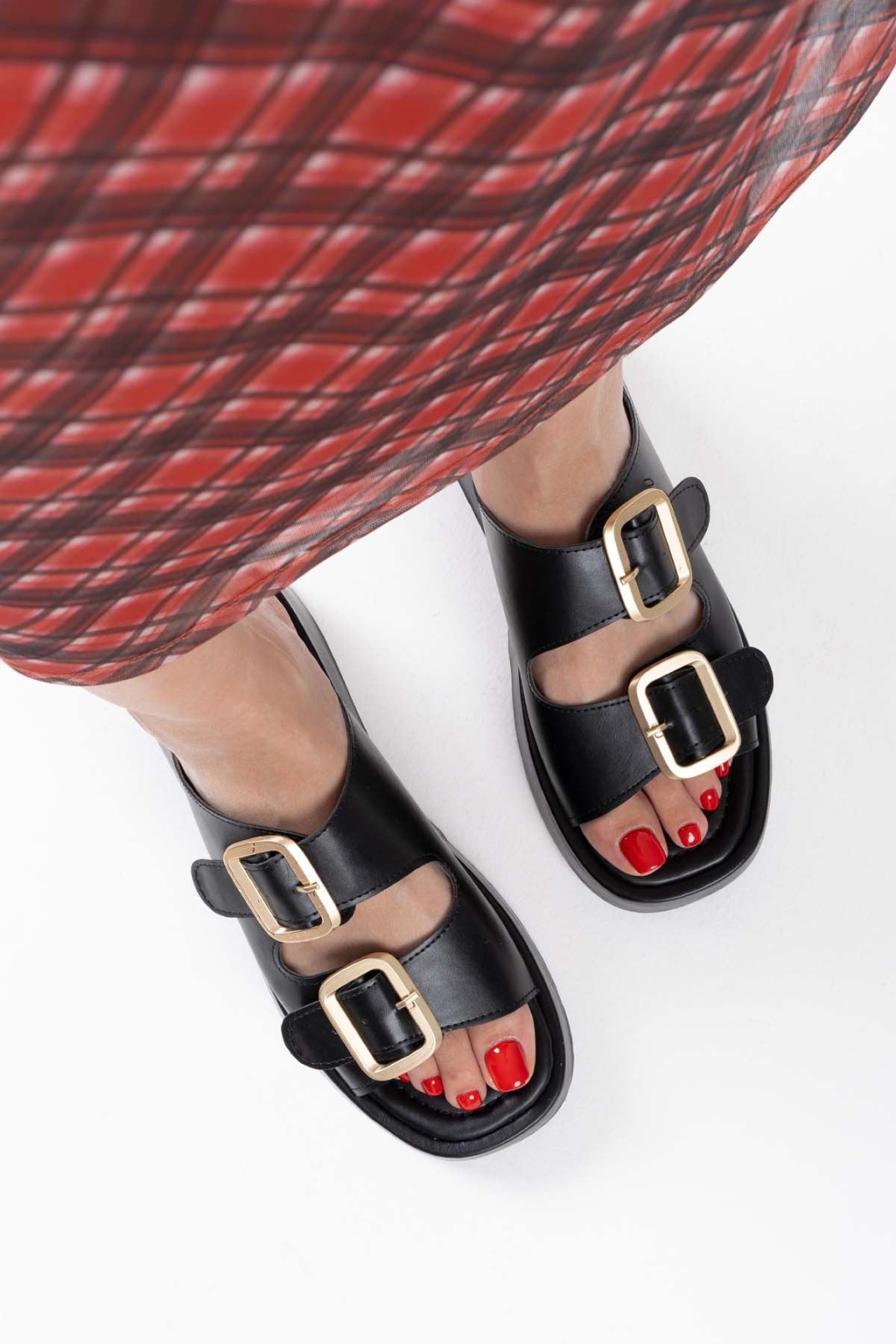 Nare Siyah Cilt Terlik