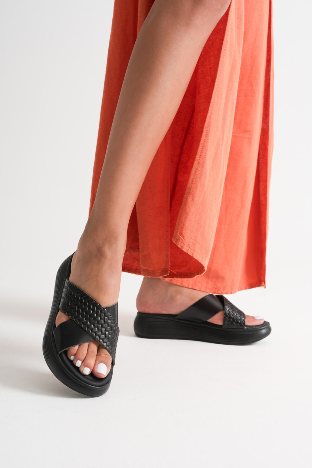 Fayn Siyah Hakiki Deri Terlik