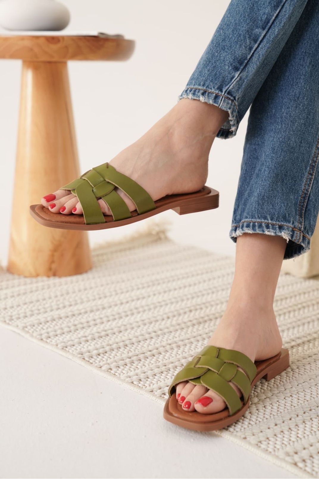 Marlen Haki Yeşili Hakiki Deri Terlik