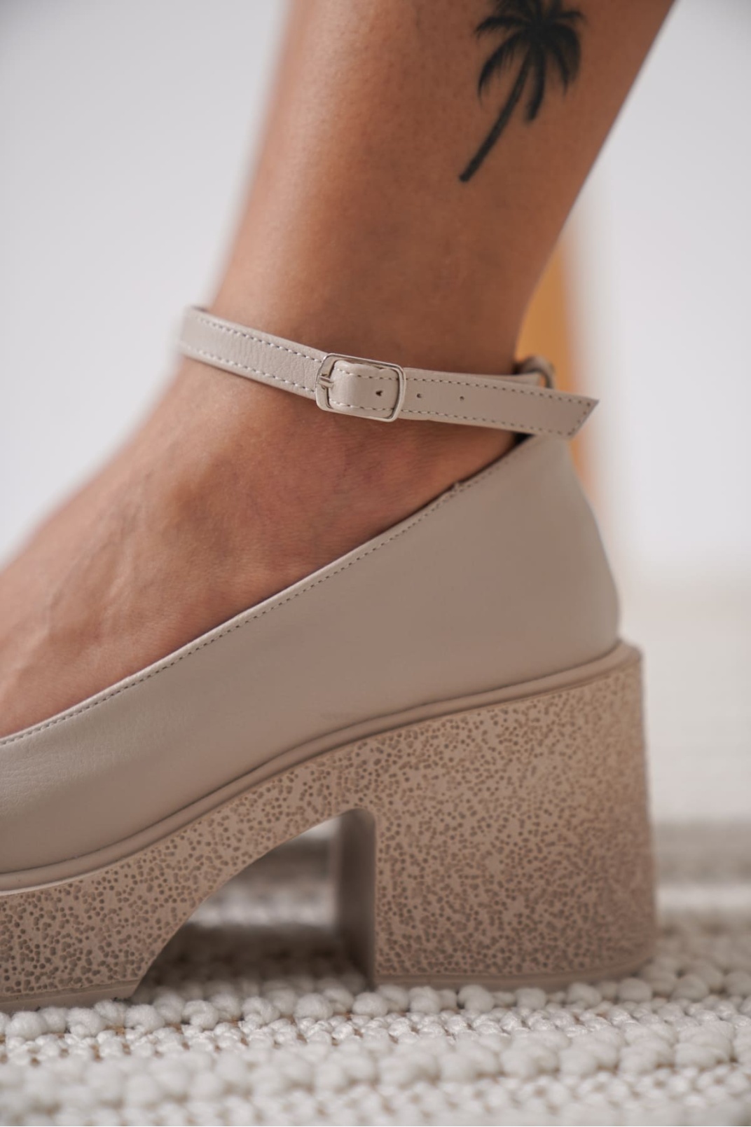 Marla Kadın Bej Bilekten Baretli Günlük Ayakkabı