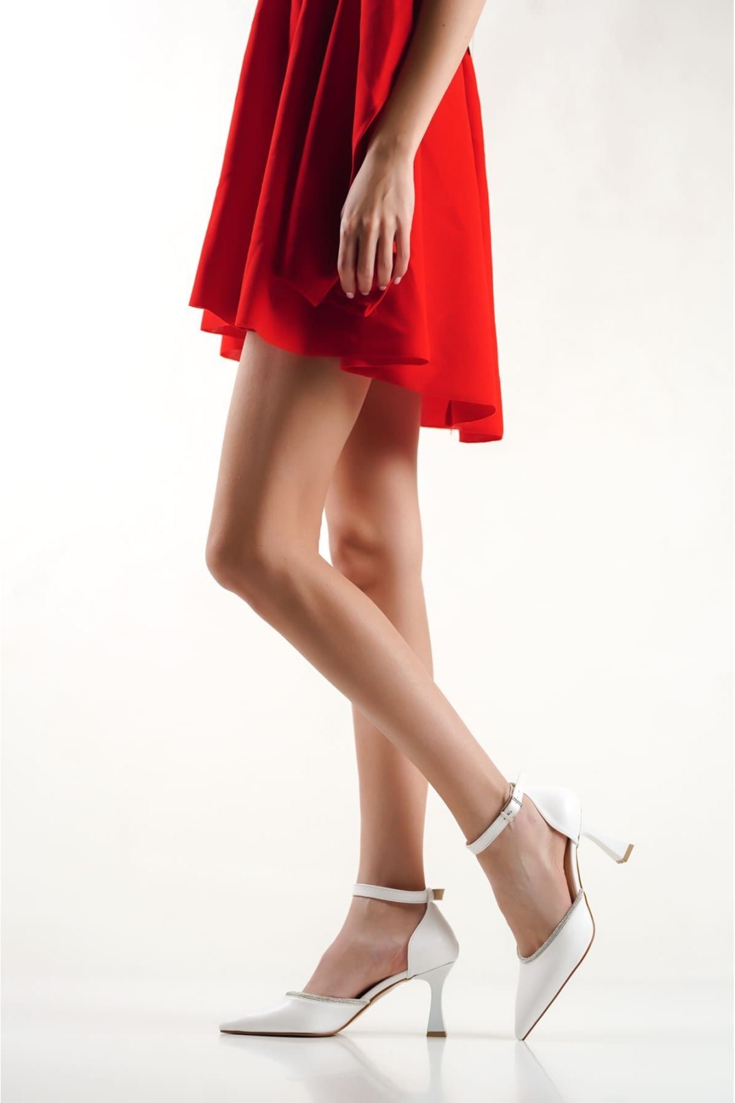 Darla Taşlı Kadın Beyaz Topuklu Ayakkabı