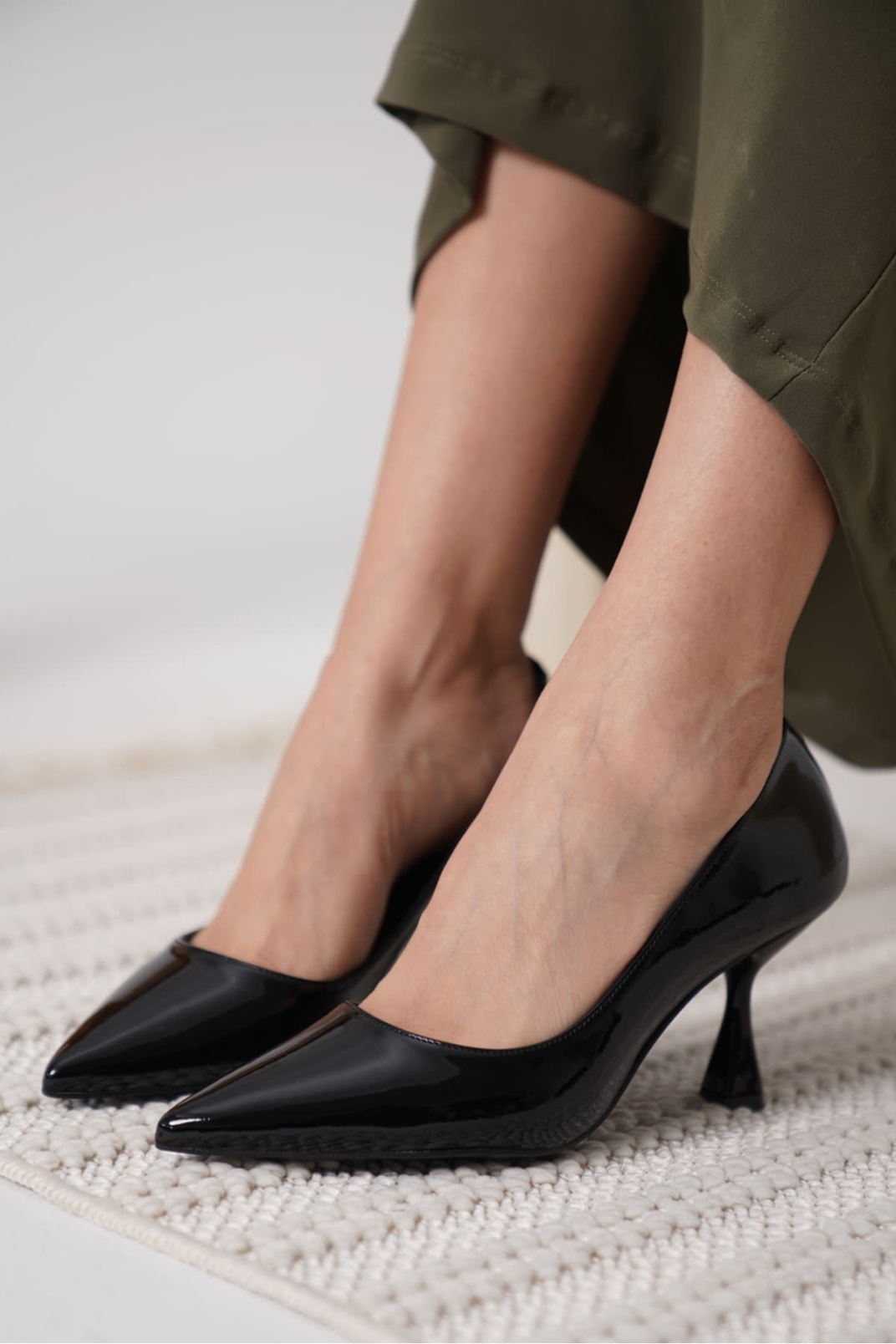 Monica Siyah Rugan Kadın Stiletto