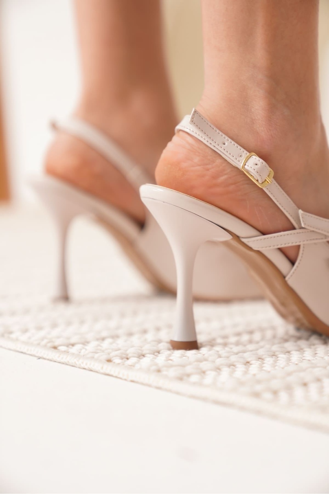 Lenora Kadın Bej Rugan Topuklu Ayakkabı