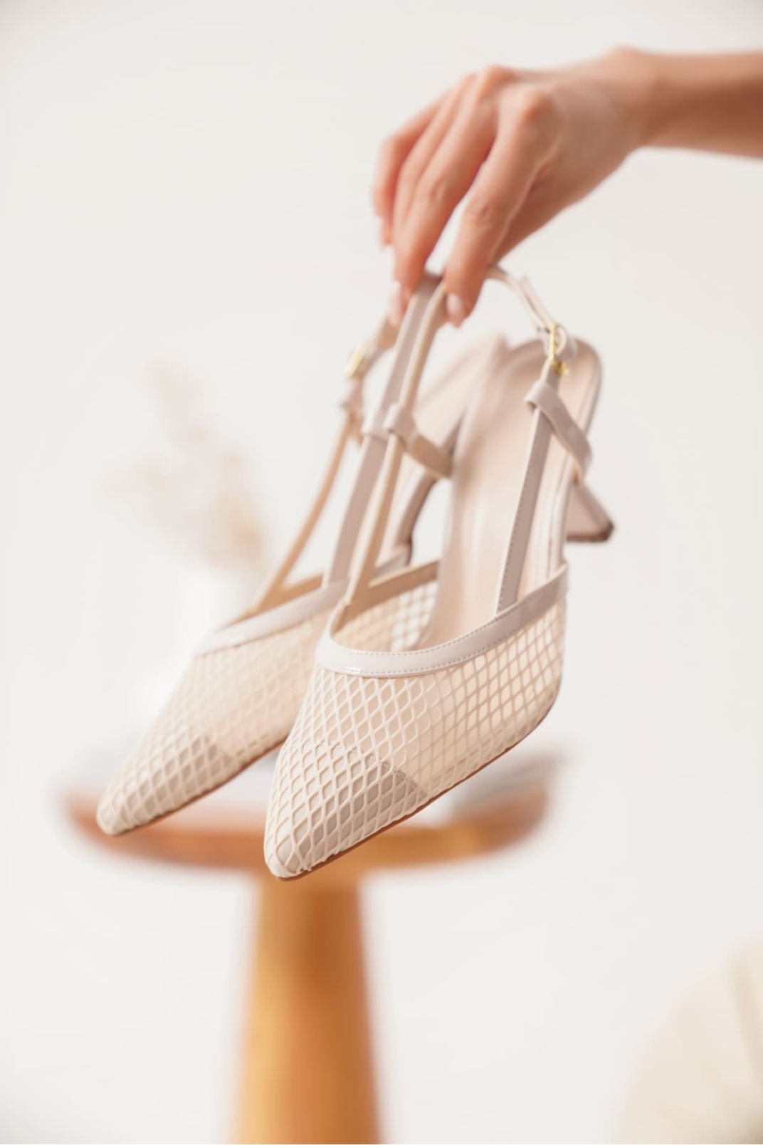 Winstey Kadın Bej Topuklu Ayakkabı