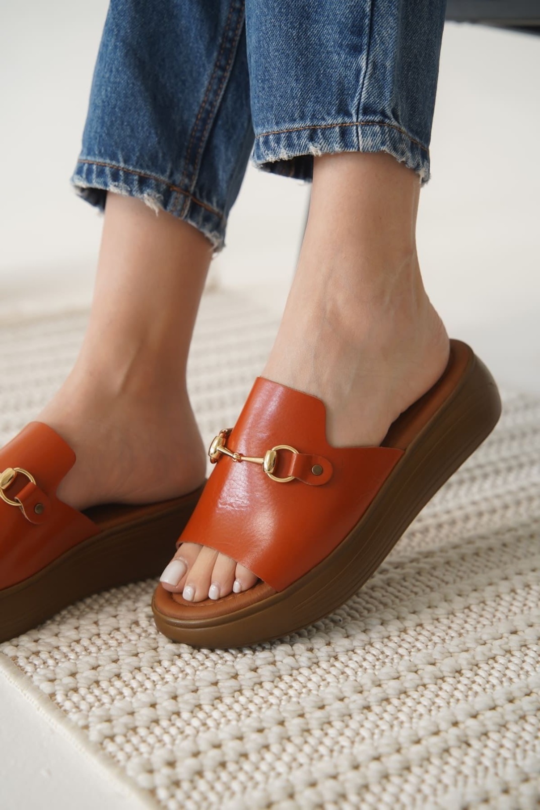 Nelly Kiremit Hakiki Deri Terlik