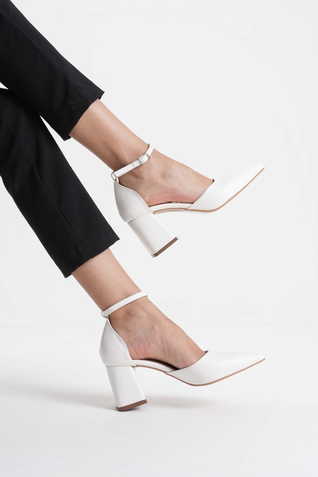 Doren Beyaz Cilt Kadın Topuklu Ayakkabı